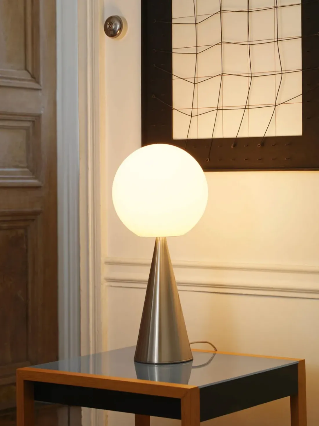 Lámpara de mesa artesanal pequeña Bilia