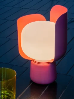 Lámpara de mesa artesanal pequeña Blom