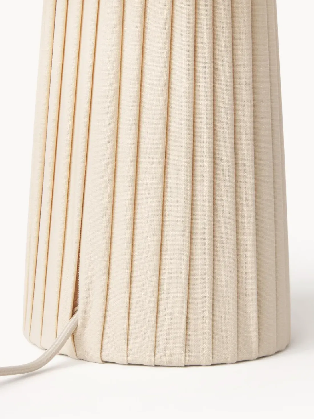 Lámpara de mesa con pantala asimetrica Nyla