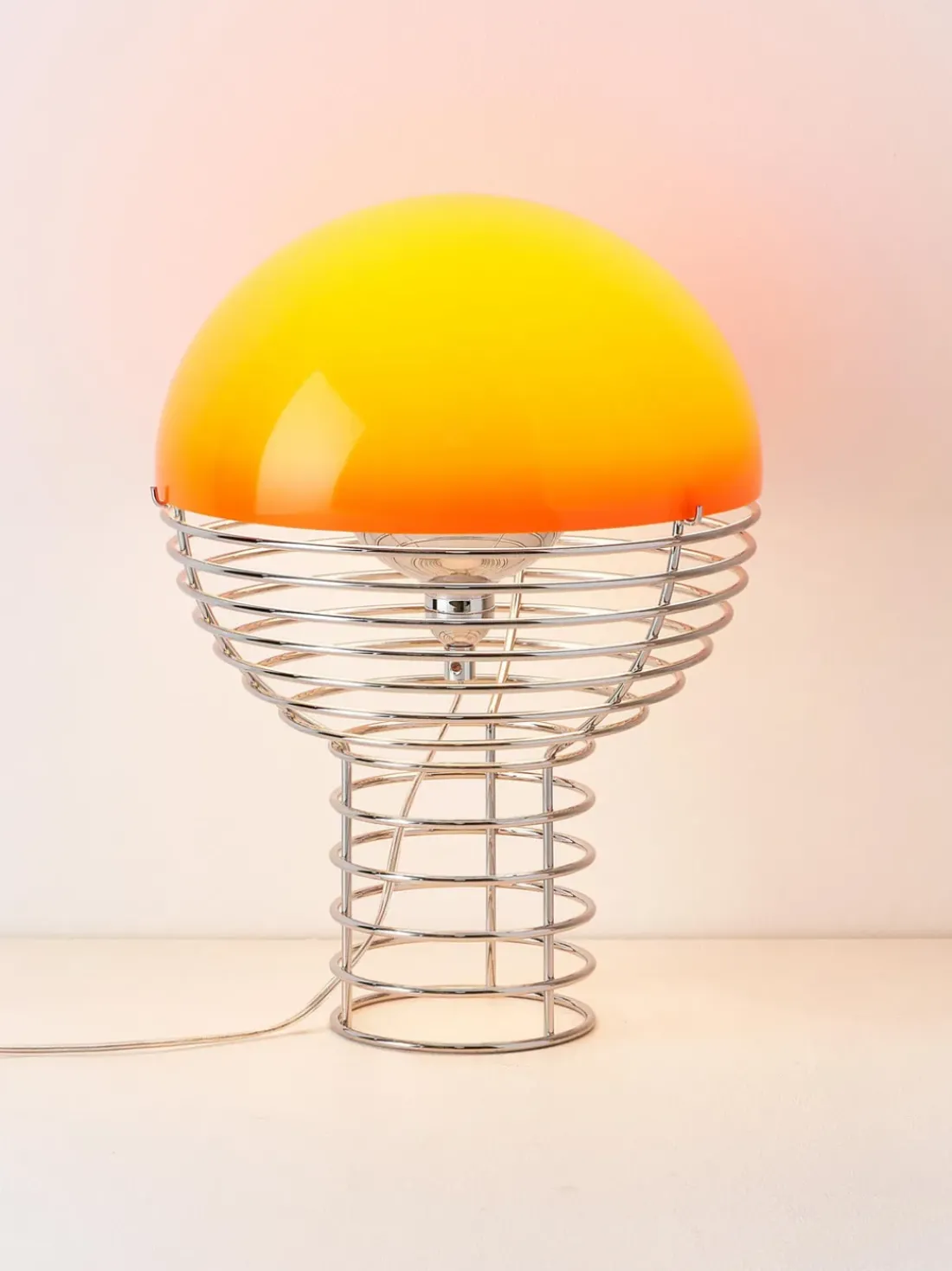 Lámpara de mesa de diseño Verner Panton Wire