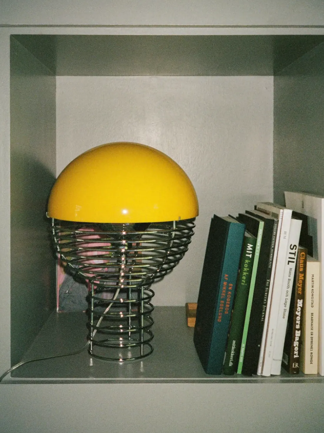 Lámpara de mesa de diseño Verner Panton Wire