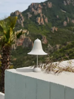 Lámpara de mesa de diseño Verner Panton Pantop