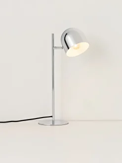 Lámpara de mesa de metal Almo