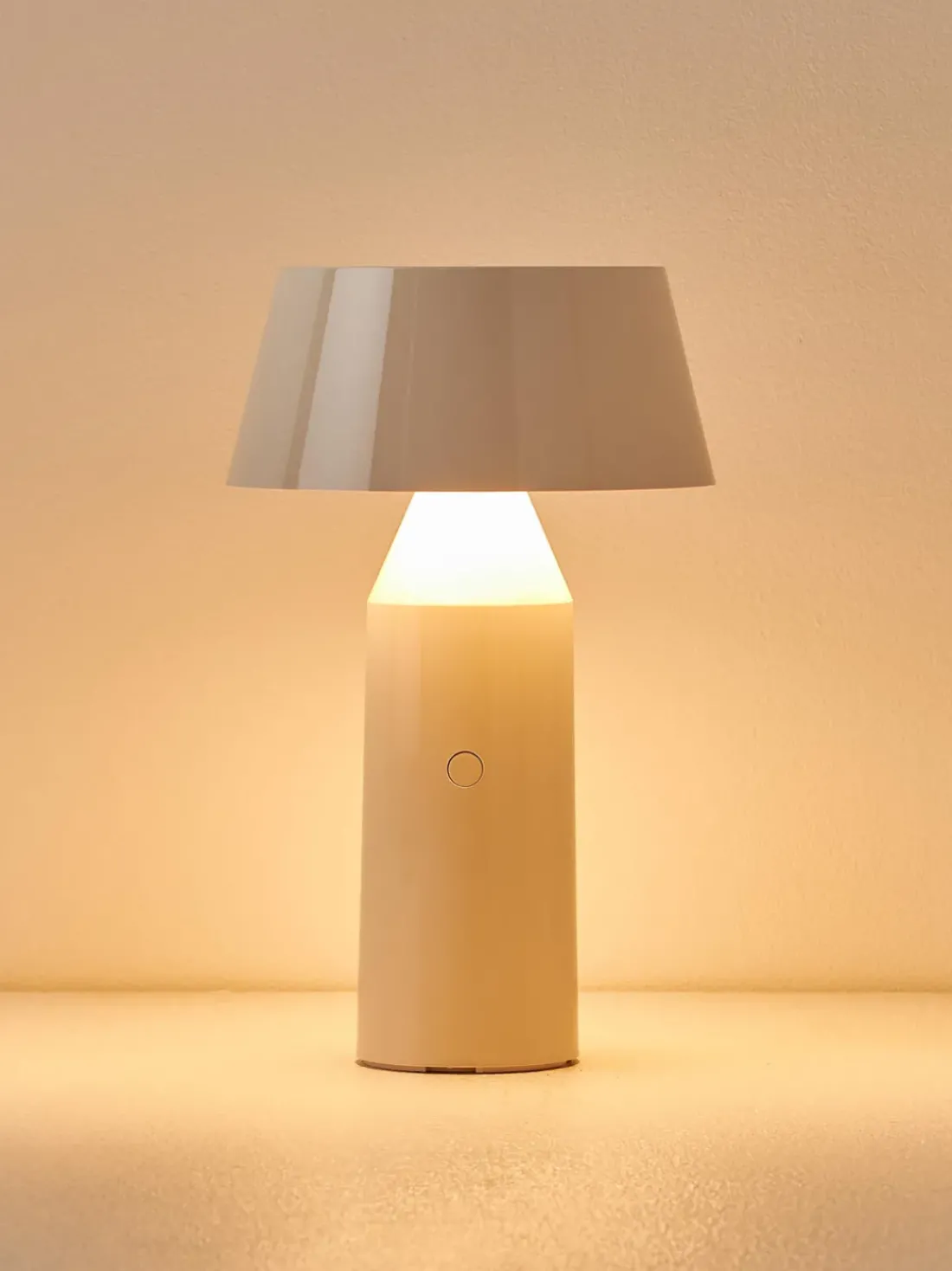Lámpara de mesa LED Bicoca, con pantalla ajustable regulable, pórtatil