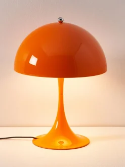 Lámpara de mesa LED Panthella 250, diseño Verner Panton