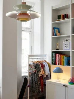 Lámpara de mesa LED Panthella, diseño Verner Panton