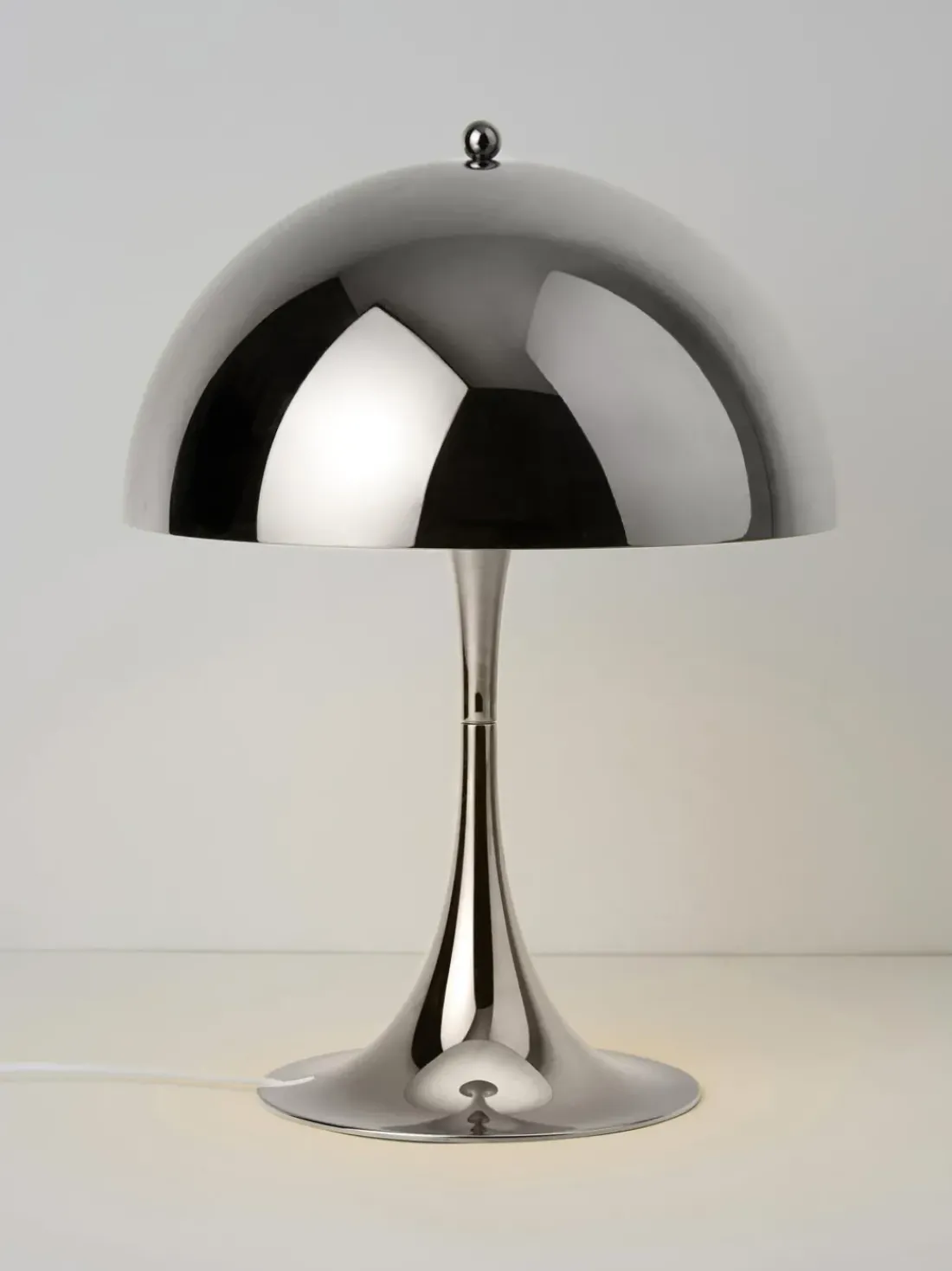 Lámpara de mesa LED regulable con temporizador Panthella, 34 cm