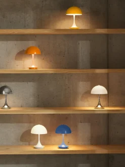 Lámpara de mesa LED regulable Panthella de diseño Verner Panton, 24 cm, portátil