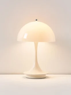 Lámpara de mesa LED regulable Panthella 160, diseño Verner Panton