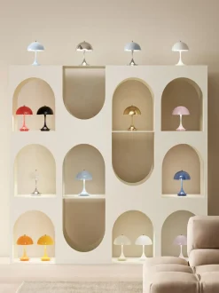 Lámpara de mesa LED regulable Panthella 160, diseño Verner Panton