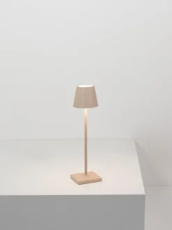 Lámpara de mesa LED regulable Poldina, portátil