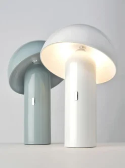 Lámpara de mesa pequeña LED regulable Svamp, portátil