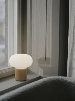Lámpara de mesa pequeña regulable Karl-Johan, portátil