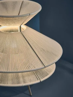 Lámpara de mesa regulable de lino Kiku