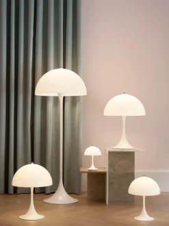 Lámpara de pie pequeña Panthella de diseño Verner Panton
