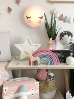 Lámpara infantil LED artesanal regulable Star, con función de temporizador