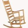 Mecedora de madera de roble CH45