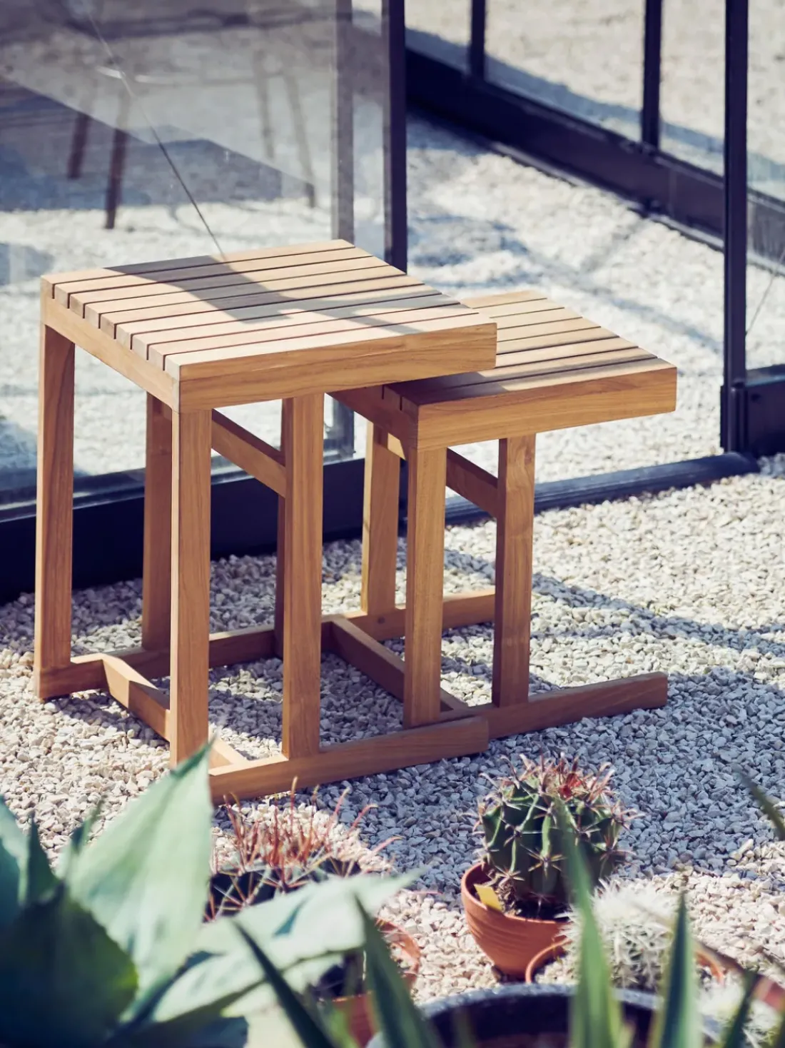 Mesa auxiliar de jardín de madera de teca Cero, 55 cm