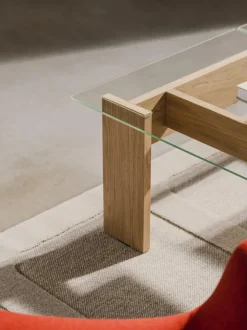 Mesa de centro de madera de roble Naiko