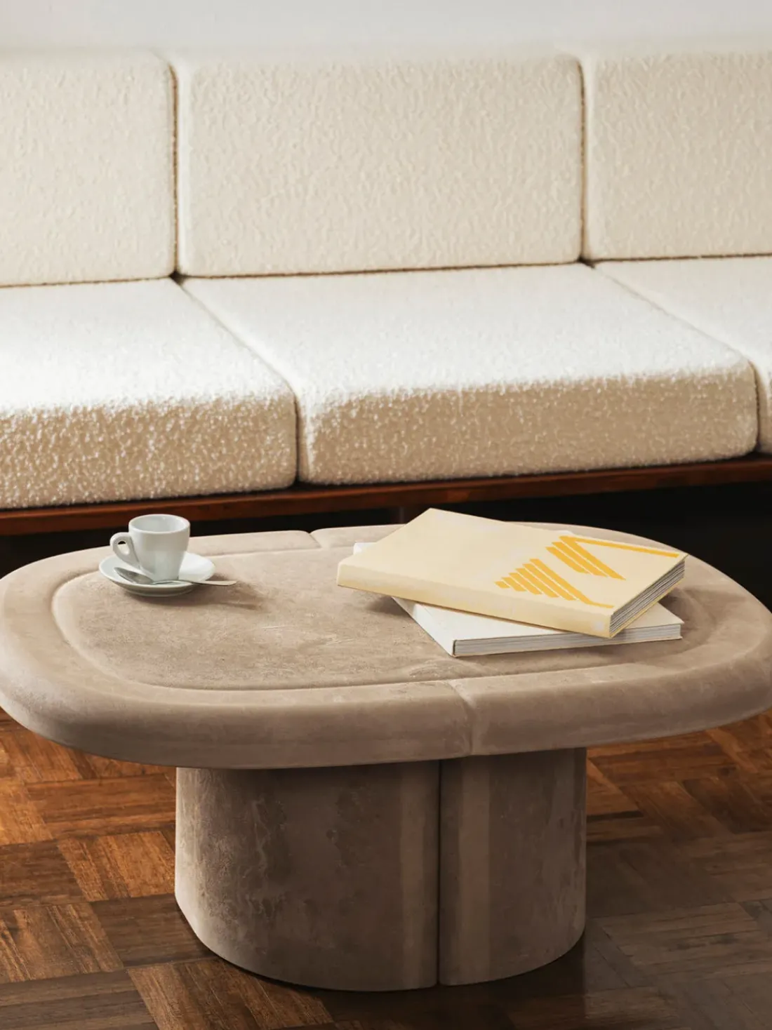 Mesa de centro ovalada Alder
