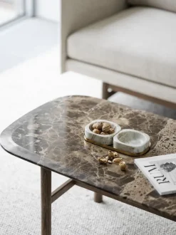 Mesa de centro ovalada de mármol y madera de roble Hammond