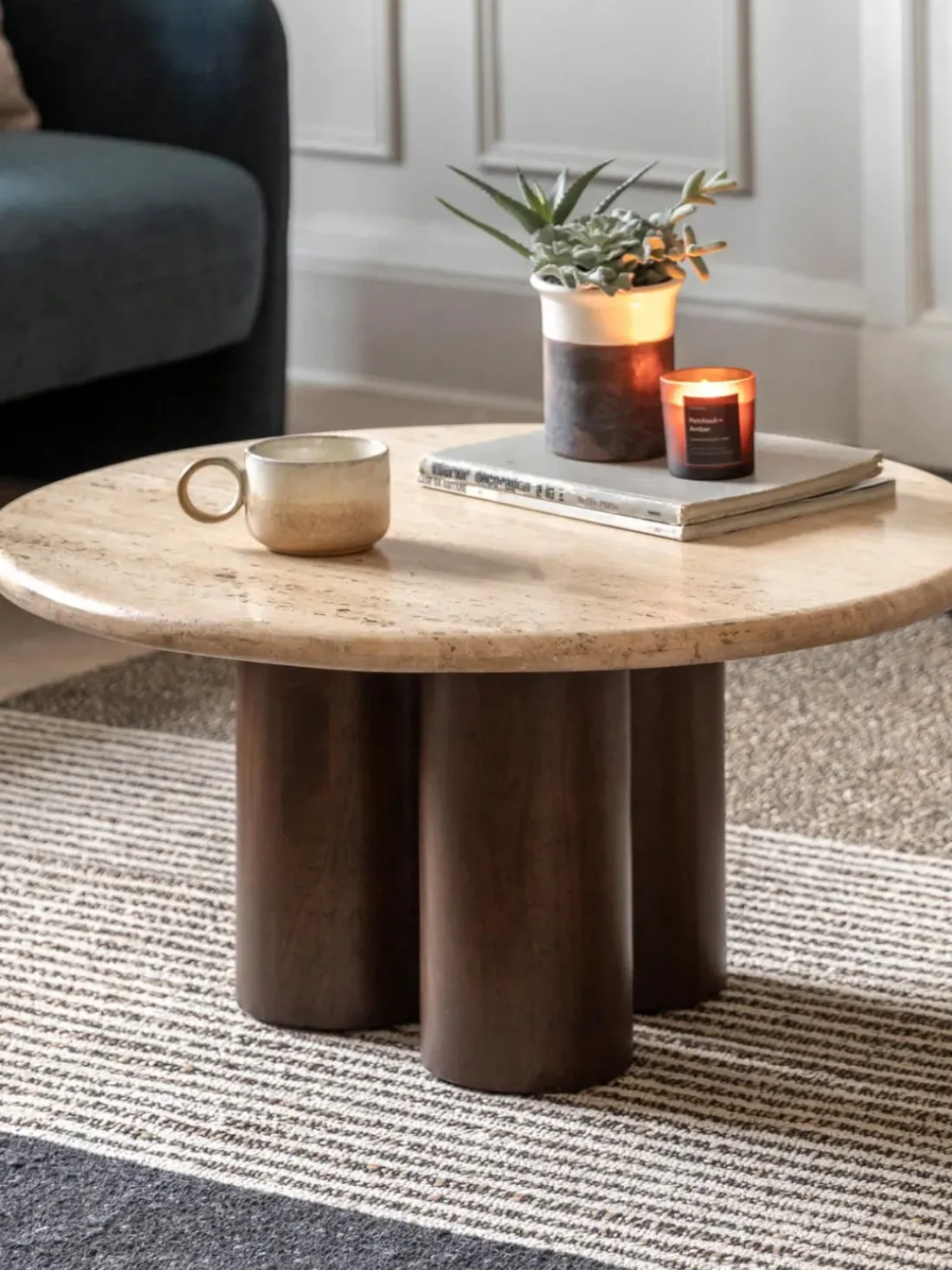 Mesa de centro redonda con tablero de travertino Trevi, Ø 75 cm
