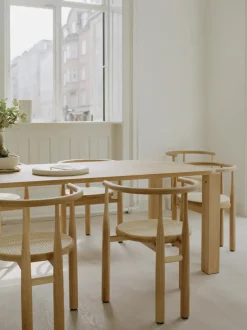 Mesa de comedor de madera de roble Atlas, tamaños diferentes
