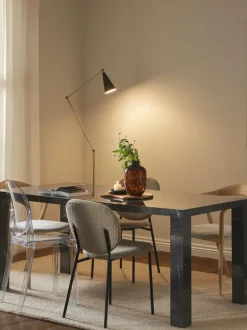 Mesa de comedor en look mármol Carl