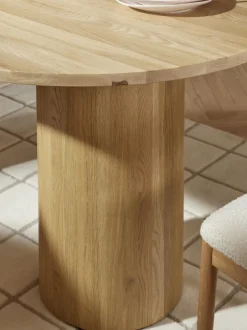 Mesa de comedor ovalada de madera de roble Dunia, tamaños diferentes