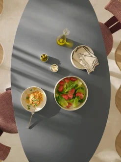 Mesa de comedor ovalada Sahra, tamaños diferentes