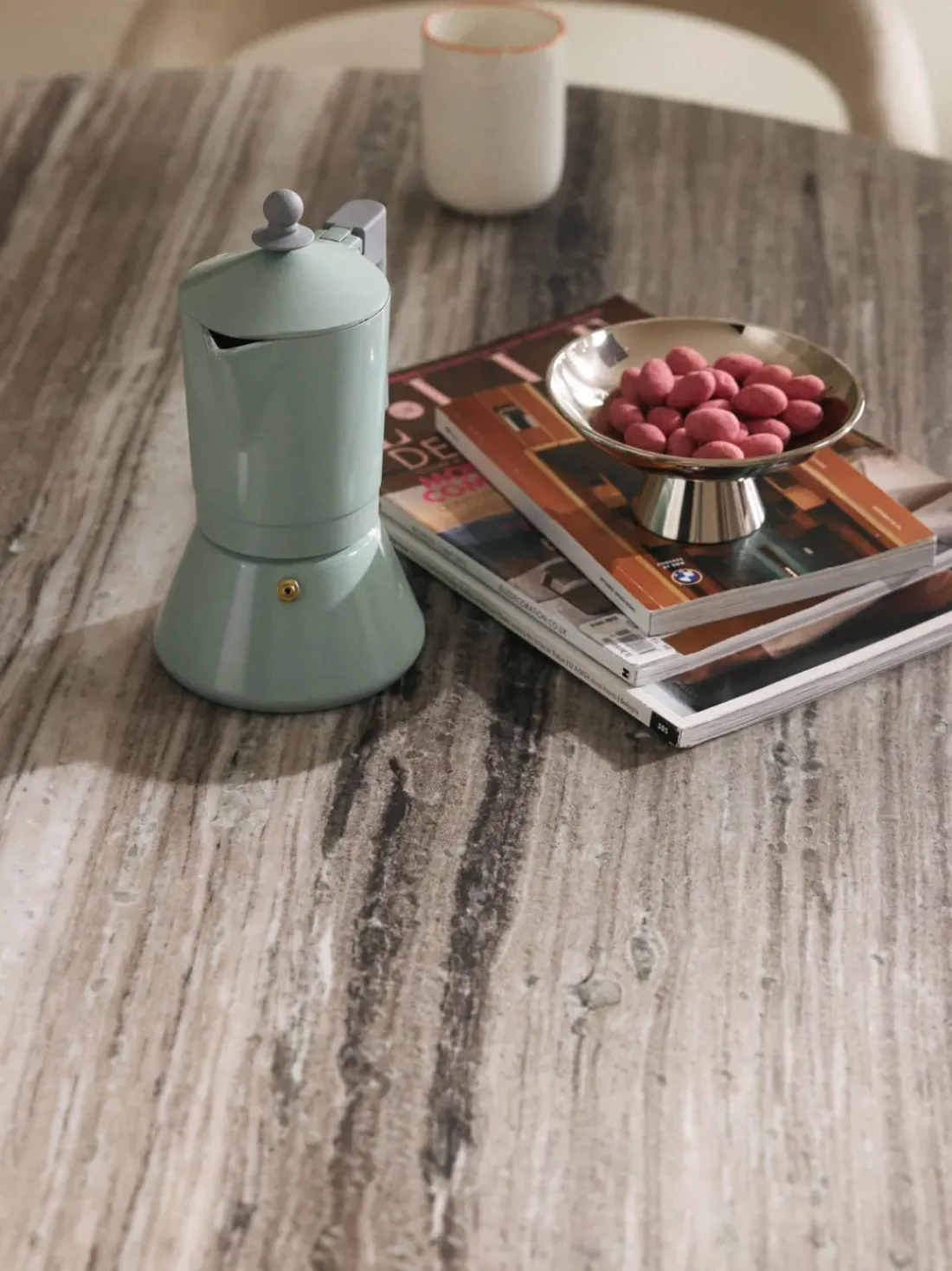 Mesa de comedor redonda con tablero de mármol Noam