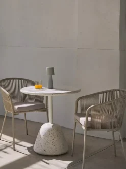Mesa de exterior redonda de terrazo