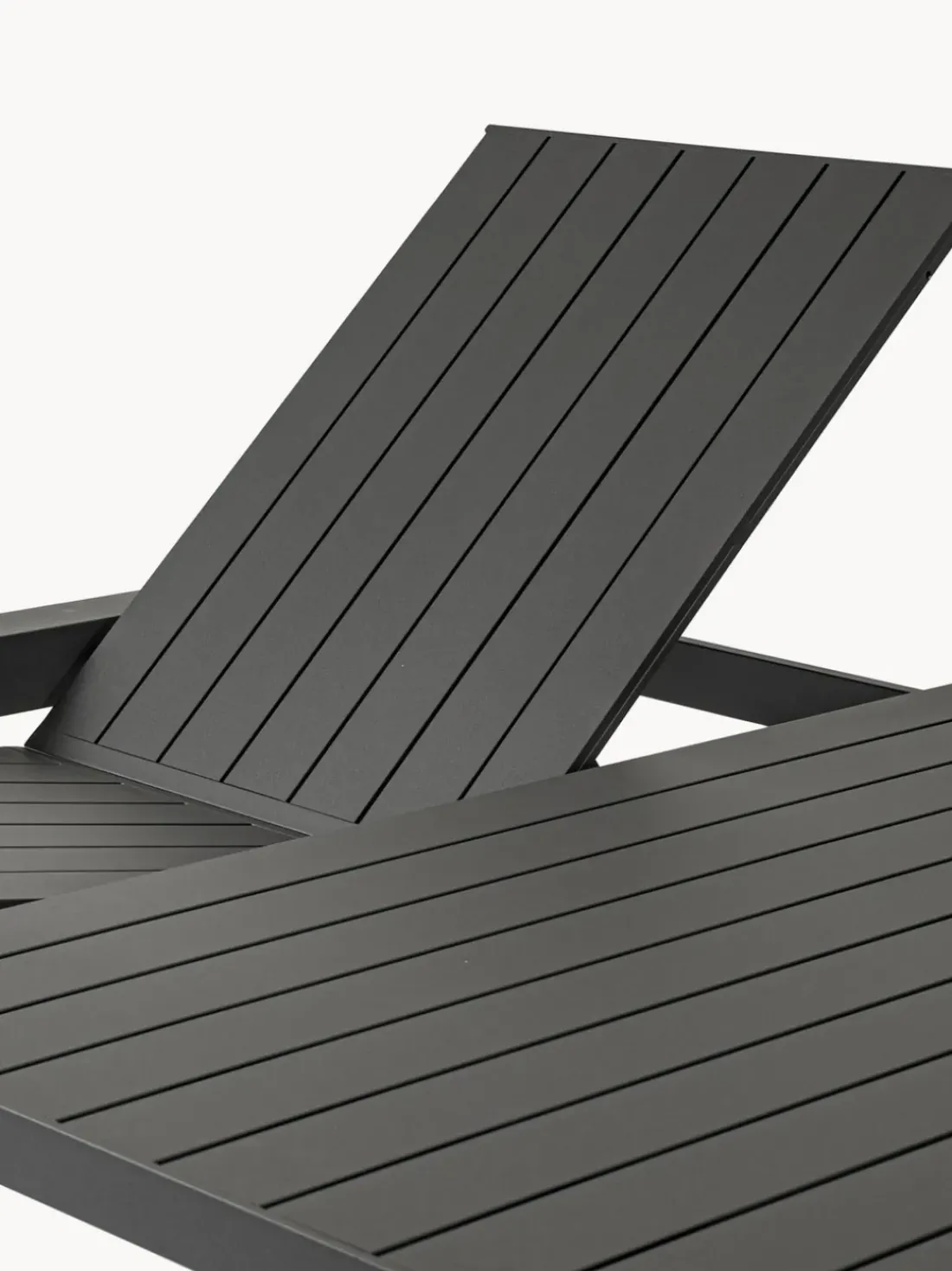Mesa extensible para exterior Kiplin, tamaños diferentes