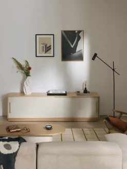 Mueble TV de madera con frente tapizado Wisp