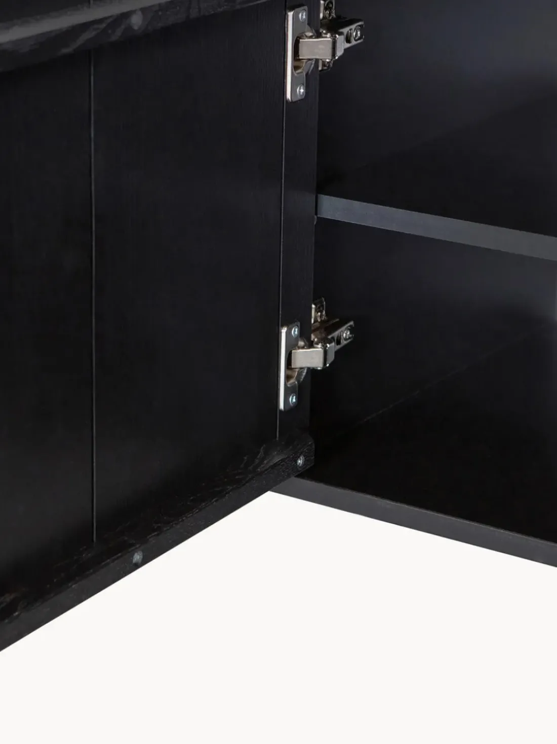 Mueble TV de madera de pino con frente acanalado Avourio, 3 puertas