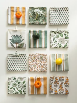 Paño de cocina artesanal con estampado floral Lulu