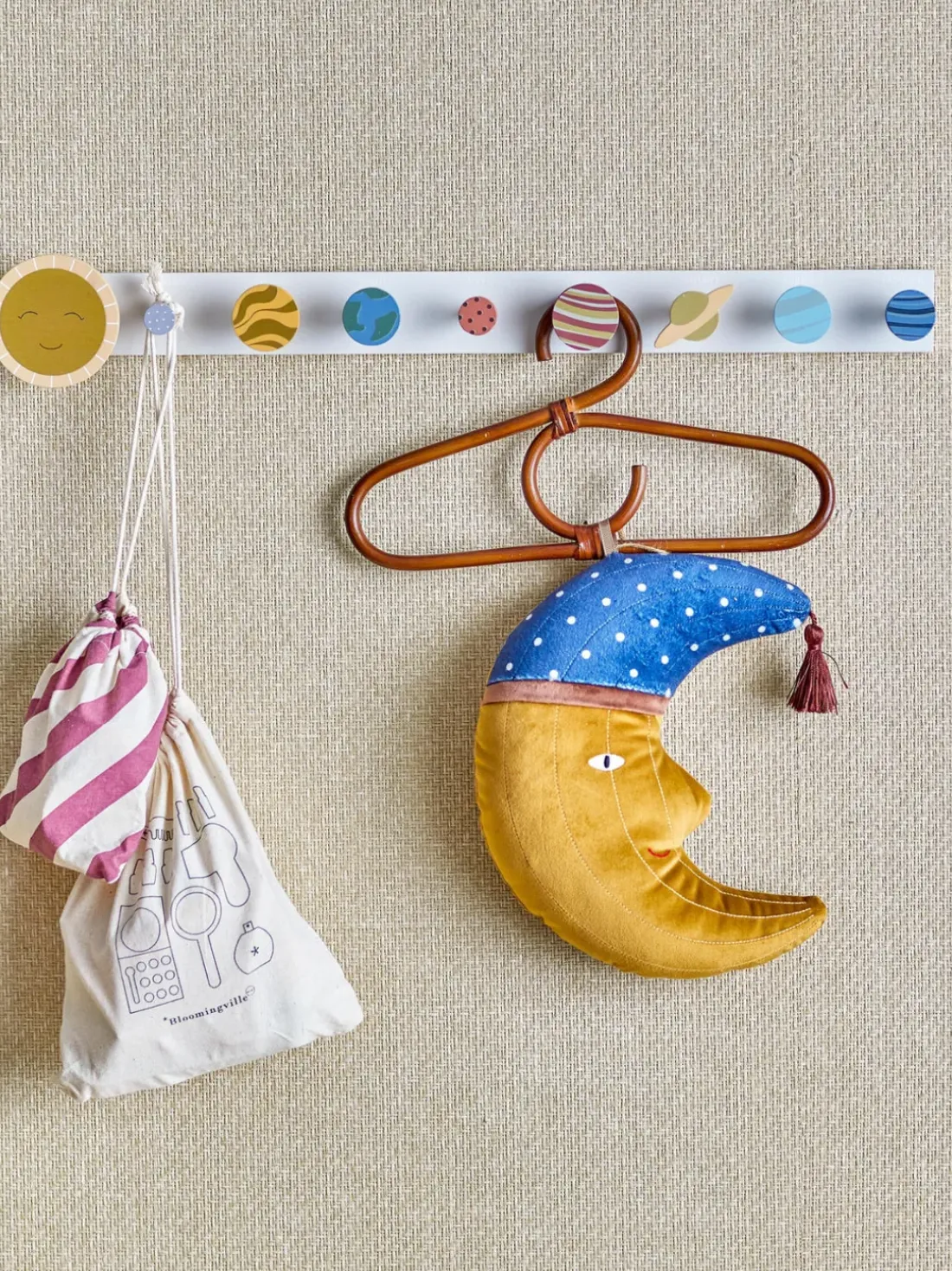 Perchero de pared infantil Space