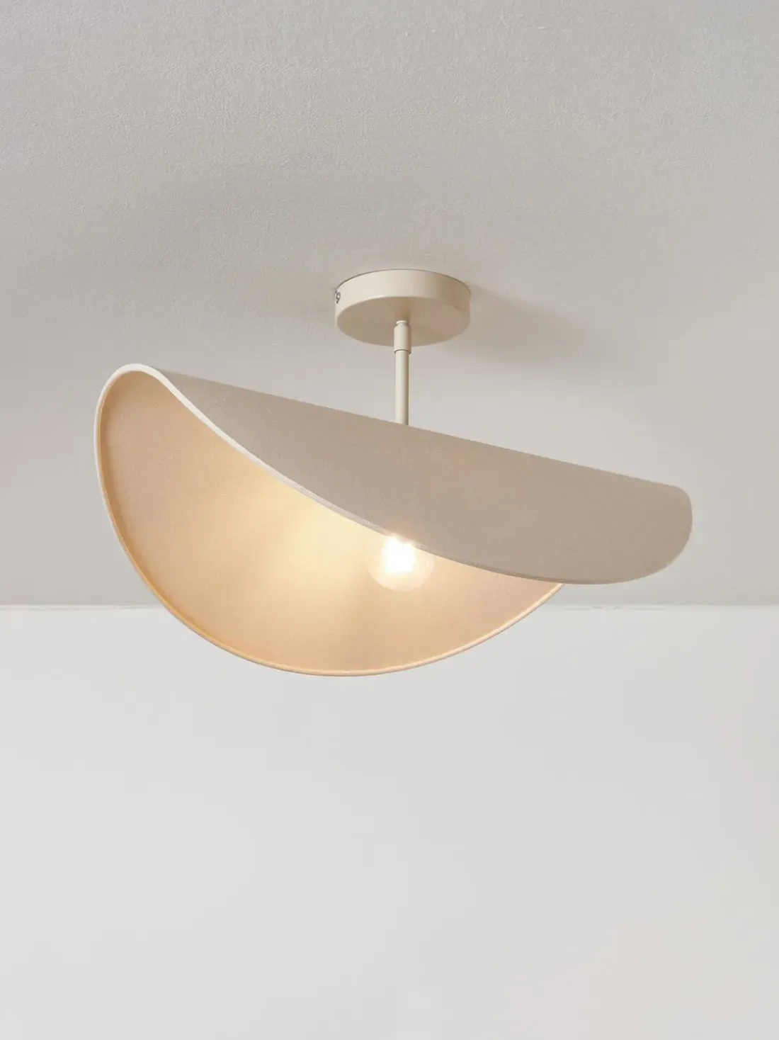Plafón de diseño de lino Kenzie