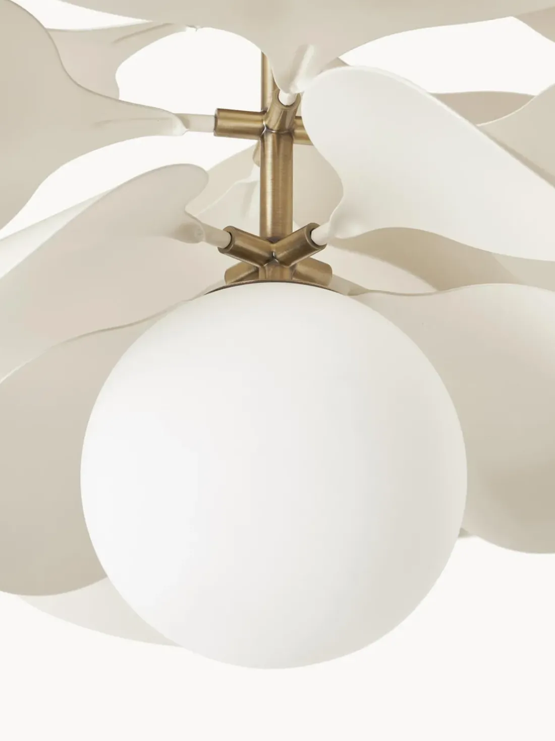 Plafón de diseño Peony