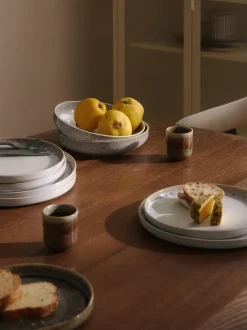 Platos llanos artesanales con esmalte reactivo Danza, 4 uds.