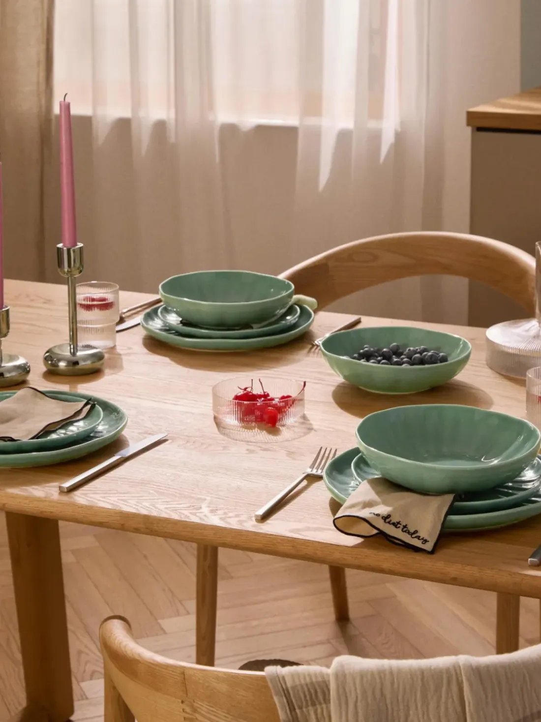 Platos postre de porcelana con relieves Sali, 4 uds.