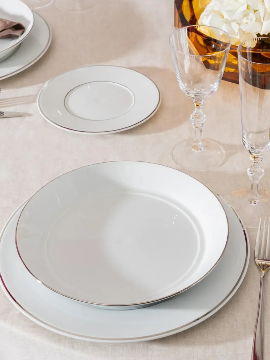 Platos postre de porcelana con borde platino pintado a mano Vitruv, 2 uds.
