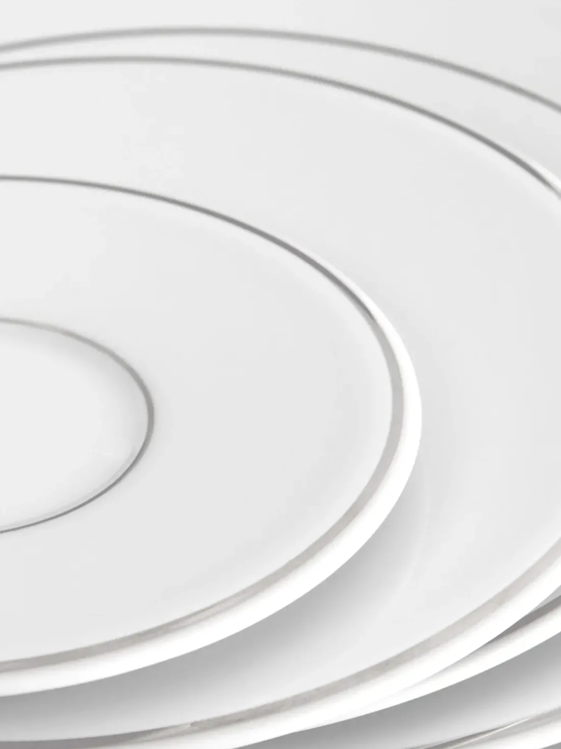 Platos postre de porcelana con borde platino pintado a mano Vitruv, 2 uds.