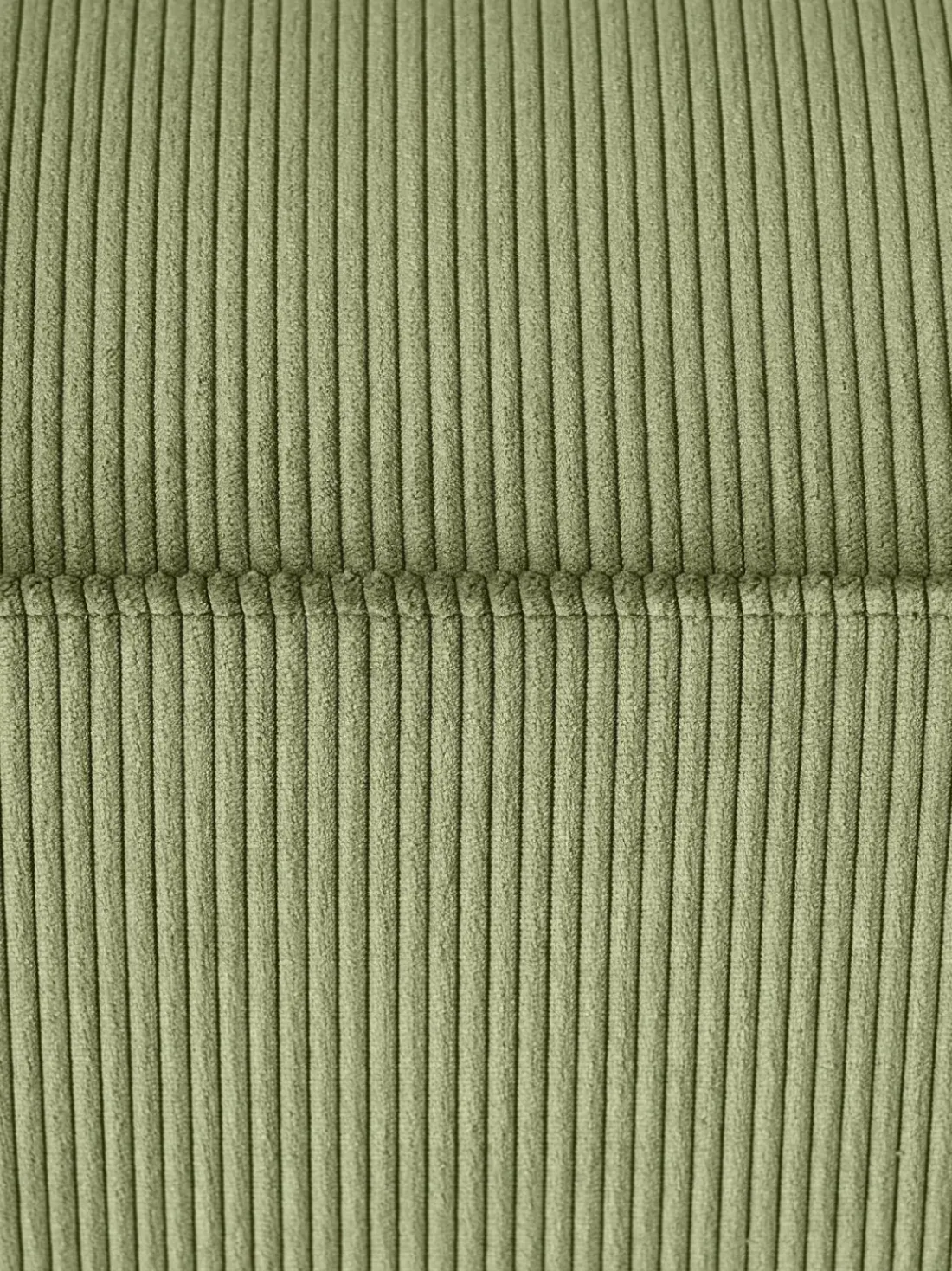 Puf reposapiés de pana Melva, An 99 x F 42 cm