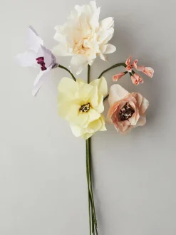 Ramo de flores artificiales artesanales Pastel