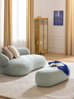 Reposapiés puf grande en tejido bouclé Alba