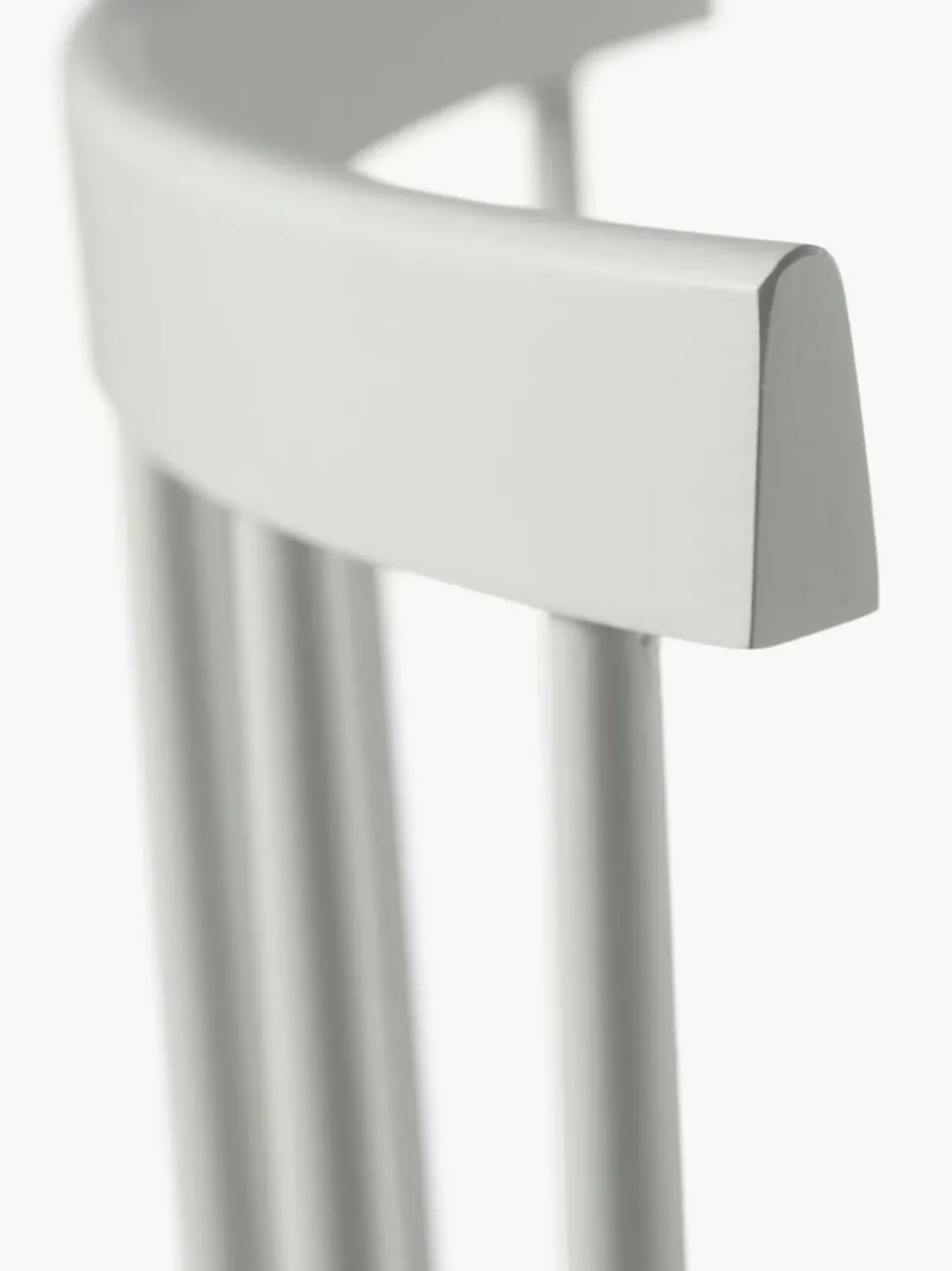 Silla artesanal de madera de haya J46