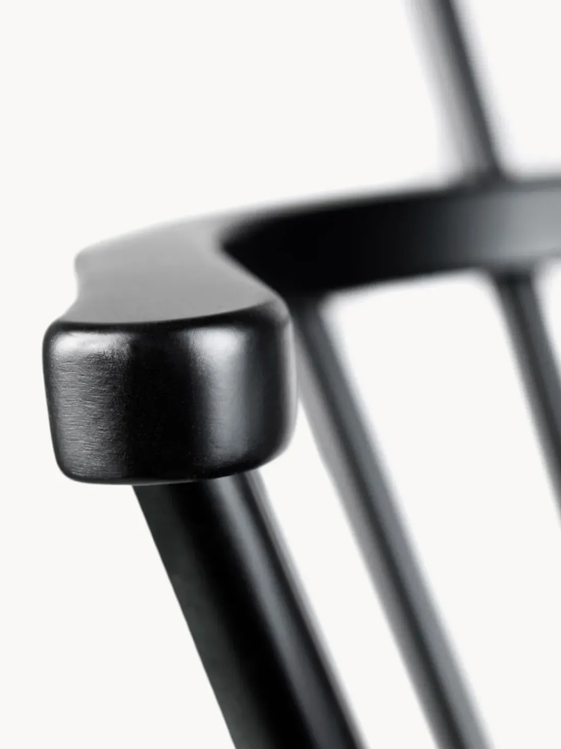 Silla artesanal de madera de haya J52B