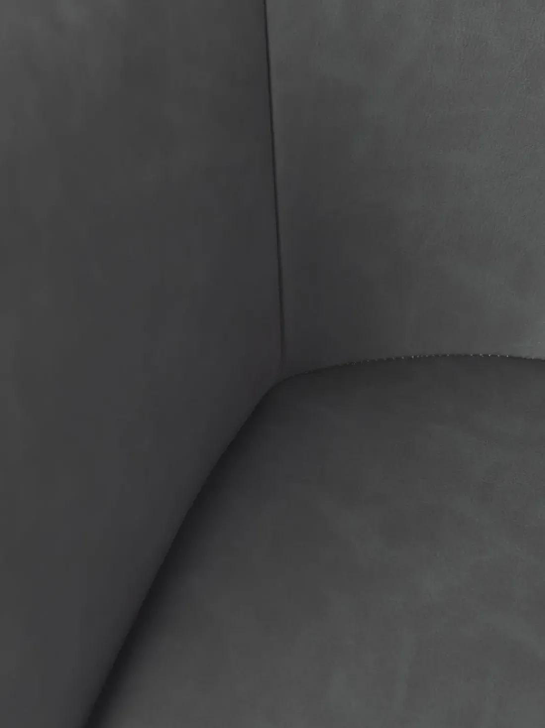 Silla con reposabrazos de cuero sintético Fiji