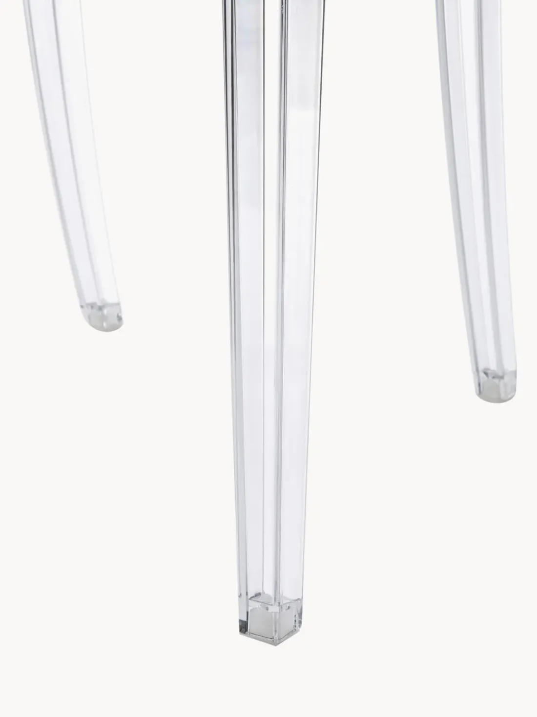 Silla con reposabrazos de diseño Louis Ghost